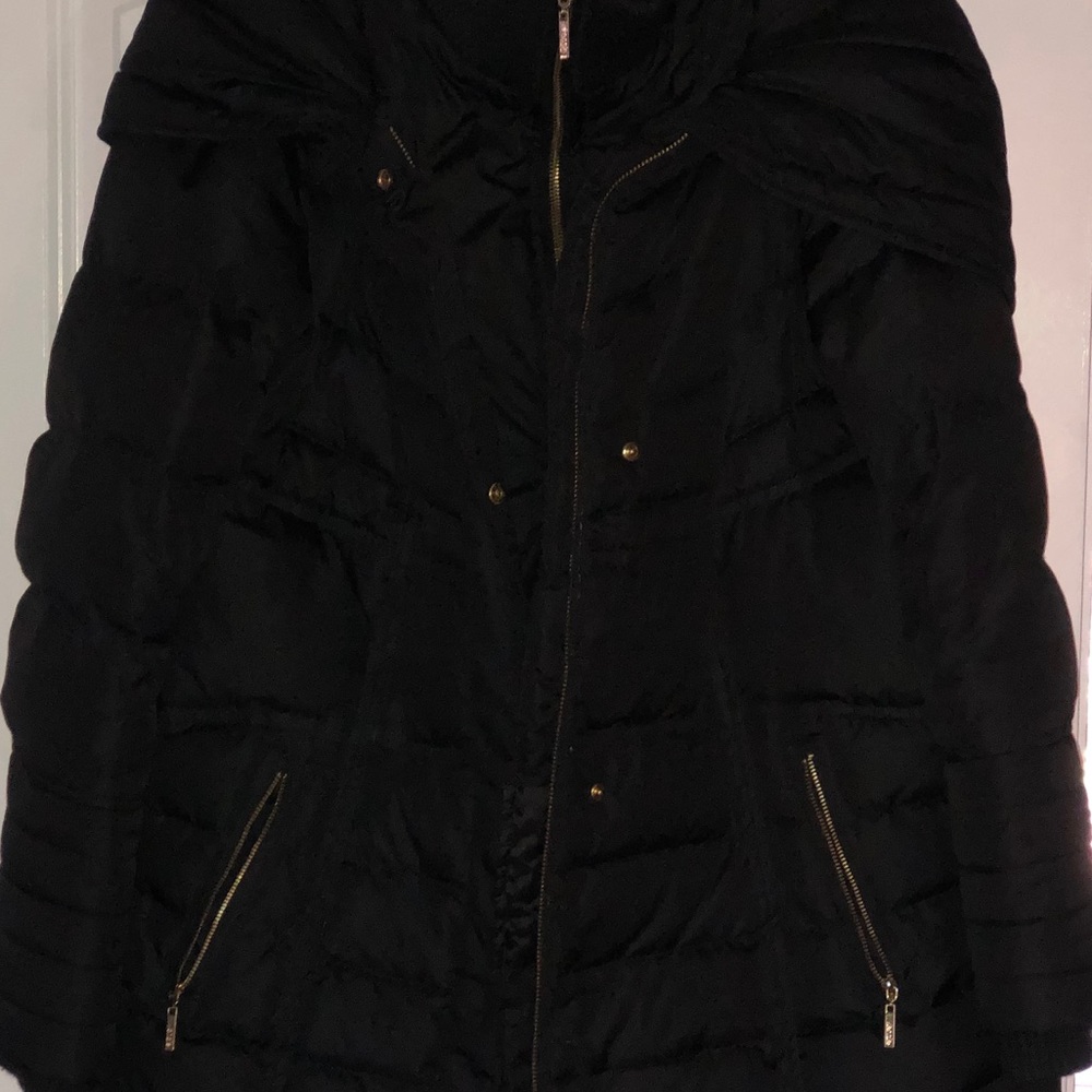 Kenzie Women’s down coat with hood = )